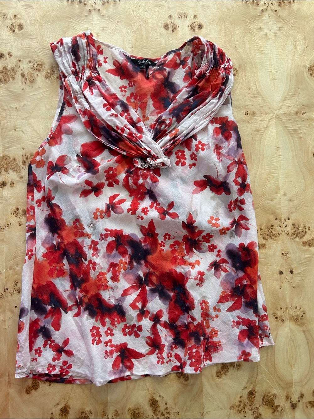 Nic + Zoe floral sleeveless twist cotton silk blouse
